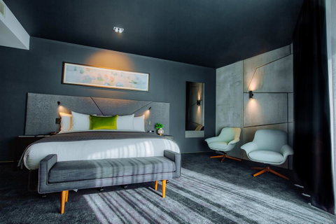 Eatons Hill Hotel - Accommodation Perth 19