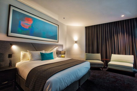 Eatons Hill Hotel - Accommodation Perth 12