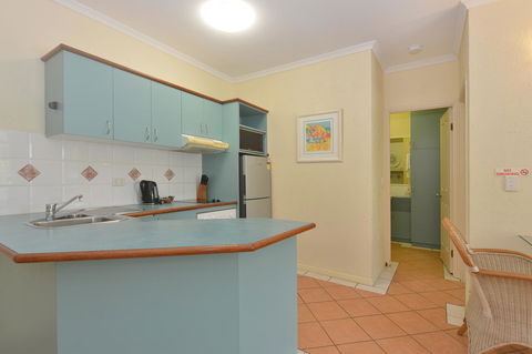 Seascape Holidays - Coral Apartments - Accommodation Perth 17