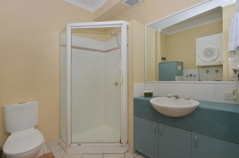 Seascape Holidays - Coral Apartments - Accommodation Perth 15