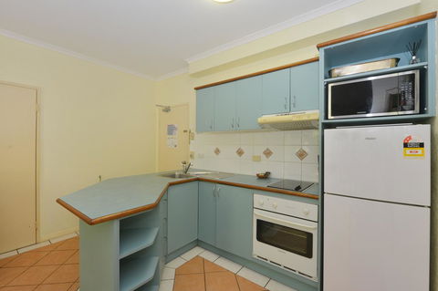 Seascape Holidays - Coral Apartments - Accommodation Perth 25