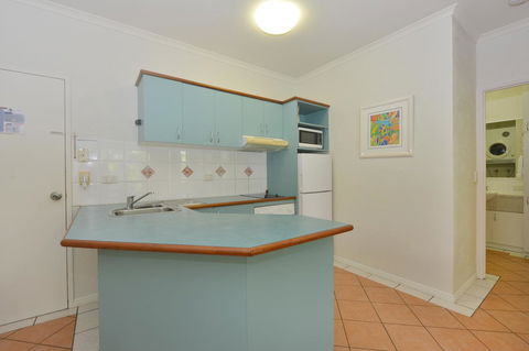 Seascape Holidays - Coral Apartments - Accommodation Perth 5