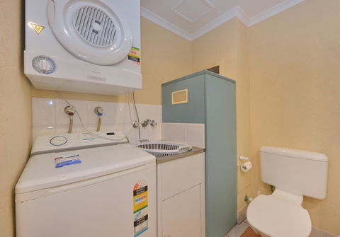 Seascape Holidays - Coral Apartments - Accommodation Perth 27
