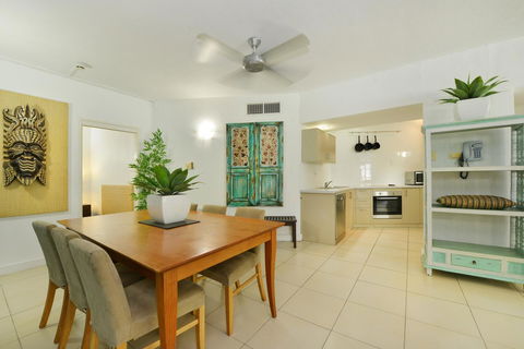 Club Tropical Resort - Official Onsite Reception & Check In - Accommodation Perth 1