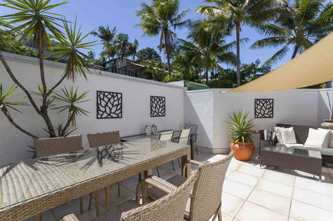 Club Tropical Resort - Official Onsite Reception & Check In - Accommodation Perth 23