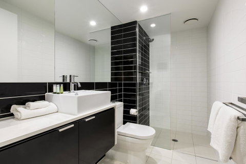 Code Apartments - Perth Resorts 32