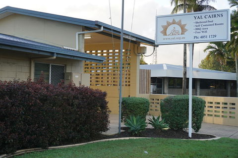 YAL Cairns - A Motel That Makes A Difference - Accommodation Perth 37