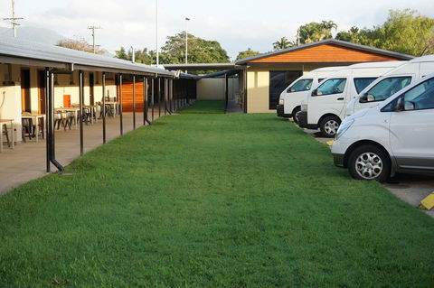 YAL Cairns - A Motel That Makes A Difference - Accommodation Perth 33