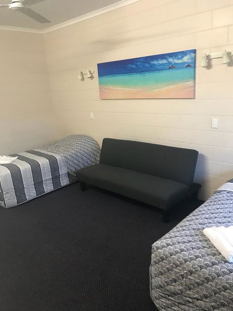 YAL Cairns - A Motel That Makes A Difference - Accommodation Perth 25