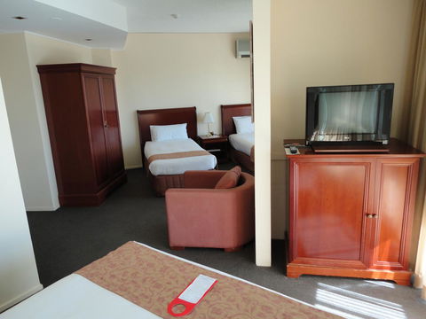 Madison Tower Mill Hotel - Accommodation Perth 20