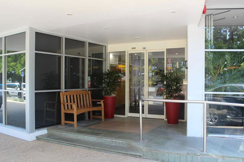Madison Tower Mill Hotel - Accommodation Perth 1