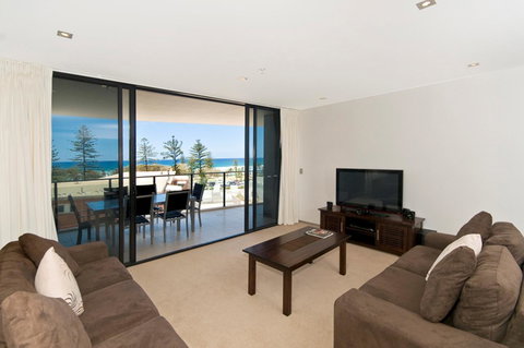 Ambience On Burleigh Beach - Perth Resorts 28