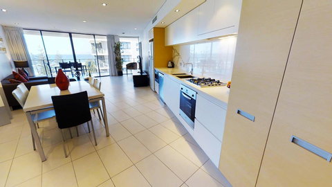 Ambience On Burleigh Beach - Perth Resorts 12