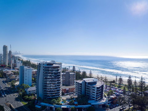 Ambience On Burleigh Beach - Perth Resorts 5