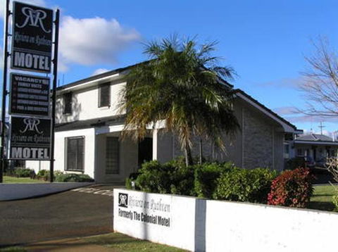 Riviera On Ruthven - Perth Resorts 28