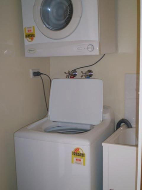 Riviera On Ruthven - Perth Resorts 35