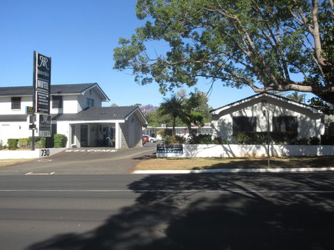 Riviera On Ruthven - Perth Resorts 0