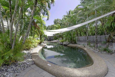 Tropical Nites Holiday Townhouses - Perth Resorts 3