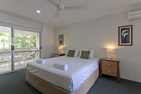 Tropical Nites Holiday Townhouses - Perth Resorts 28