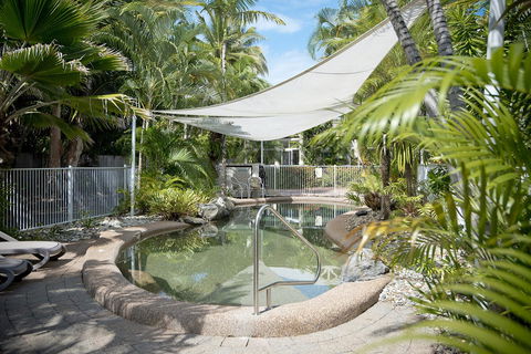 Tropical Nites Holiday Townhouses - Perth Resorts 20