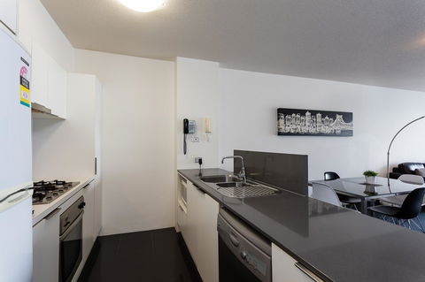 Oxygen Apartments - Accommodation Perth 11