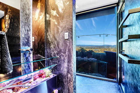 Burleigh Esplanade Apartments - Perth Resorts 7