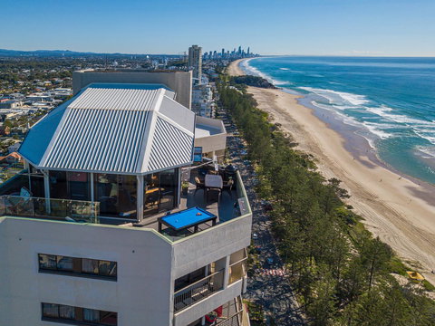 Burleigh Esplanade Apartments - Perth Resorts 9