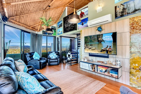 Burleigh Esplanade Apartments - Perth Resorts 12