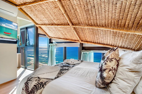 Burleigh Esplanade Apartments - Perth Resorts 11