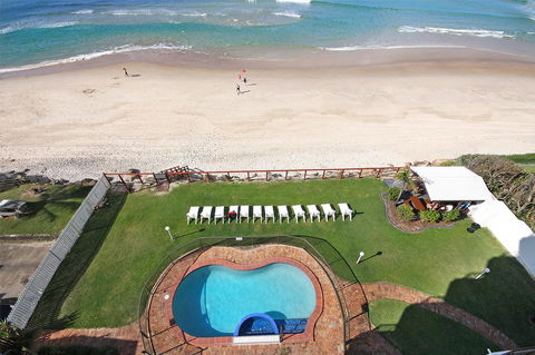 Spindrift On The Beach - Absolute Beachfront - Accommodation Perth 9
