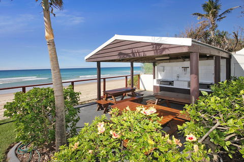 Spindrift On The Beach - Absolute Beachfront - Accommodation Perth 10