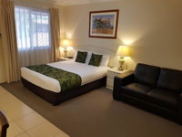 Book Chinchilla Accommodation Vacations Perth Resorts Perth Resorts