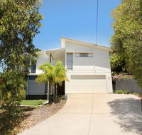 224 Centenary Heights Road Coolum Beach 500 Dollar Bond Linen Included - Accommodation Perth