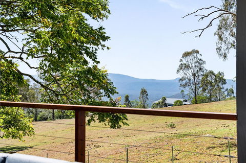 Hollow Tree Farm - Perth Resorts 1