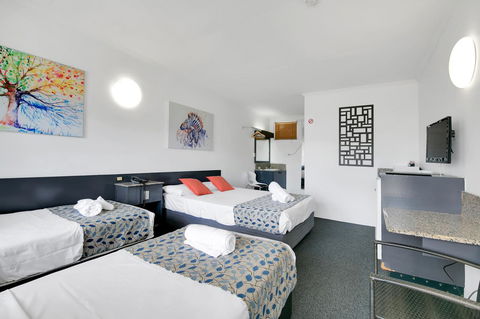Kangaroo Point Central Hotel & Apartments - Accommodation Perth 18