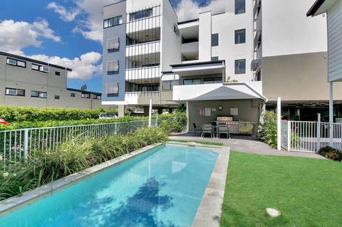 Kangaroo Point Central Hotel & Apartments - Accommodation Perth 5