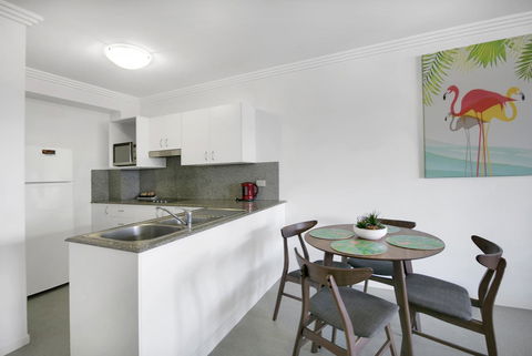 Kangaroo Point Central Hotel & Apartments - Accommodation Perth 28