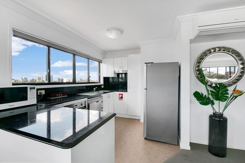 Kangaroo Point Central Hotel & Apartments - Accommodation Perth 9