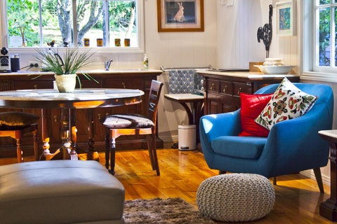 Curtis Falls Cottage - Perth Resorts 9