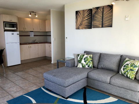 Hi Ho Beach Apartments On Broadbeach - Perth Resorts 1