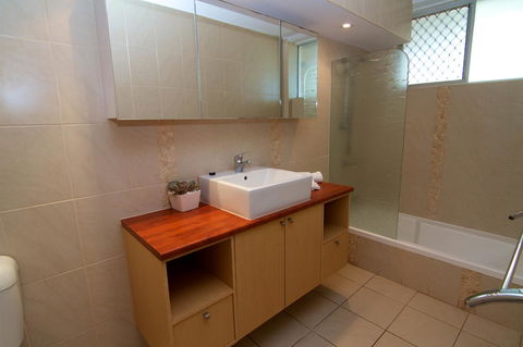 Hi Ho Beach Apartments On Broadbeach - Perth Resorts 36