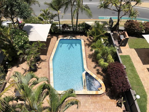 Hi Ho Beach Apartments On Broadbeach - Perth Resorts 21