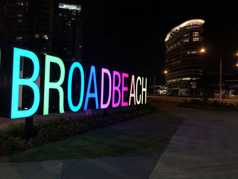 Hi Ho Beach Apartments On Broadbeach - Perth Resorts 42