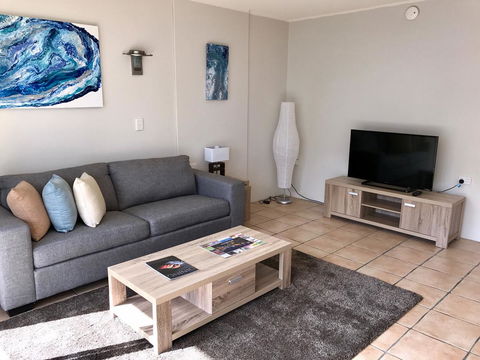 Hi Ho Beach Apartments On Broadbeach - Perth Resorts 17