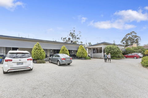 Wattle Grove Motel Maryborough - Accommodation Perth 2
