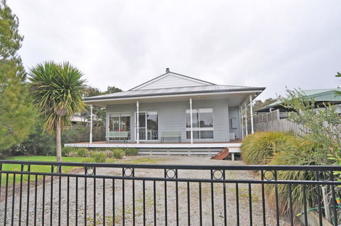 WELCOME BREAK - PET FRIENDLY - Accommodation Perth 0