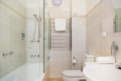 Welcome To Wonderland! In The Heart Of Strathfield - Accommodation Perth 3