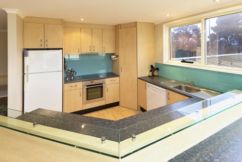 Wendaleigh 8 - Central Unit - Accommodation Perth 2