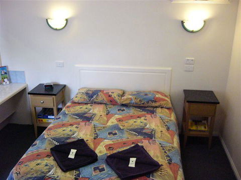 West City Motel - Accommodation Perth 2