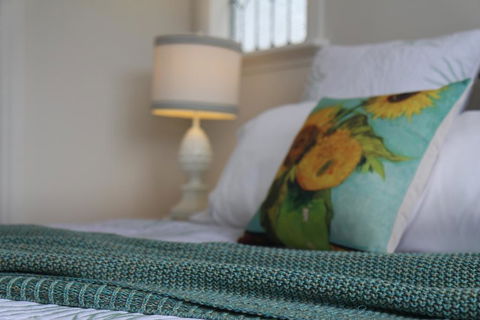 Westering Cottage - Accommodation Perth 2